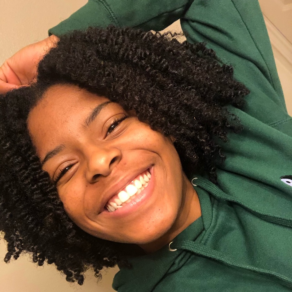 Meet your Posher, Sierra